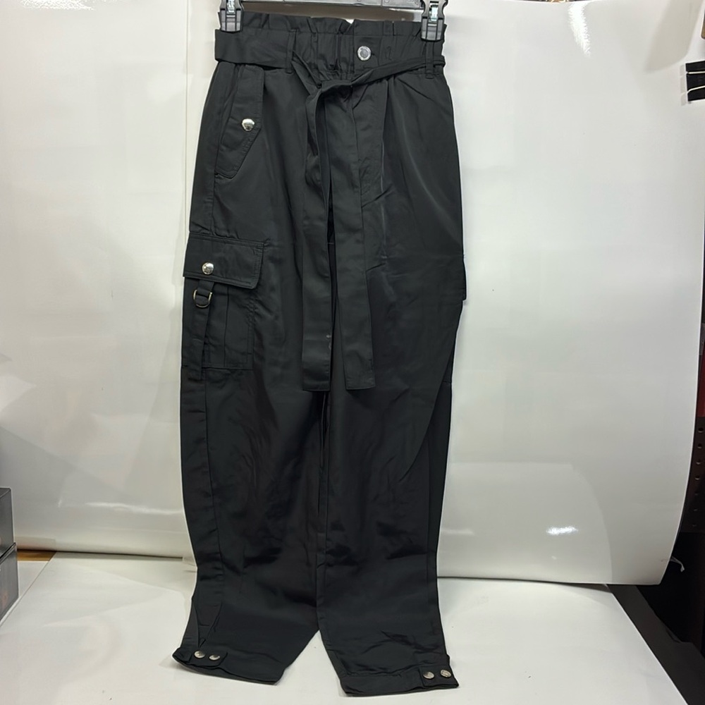 BlankNYC Black Cargo Pants- Size 26